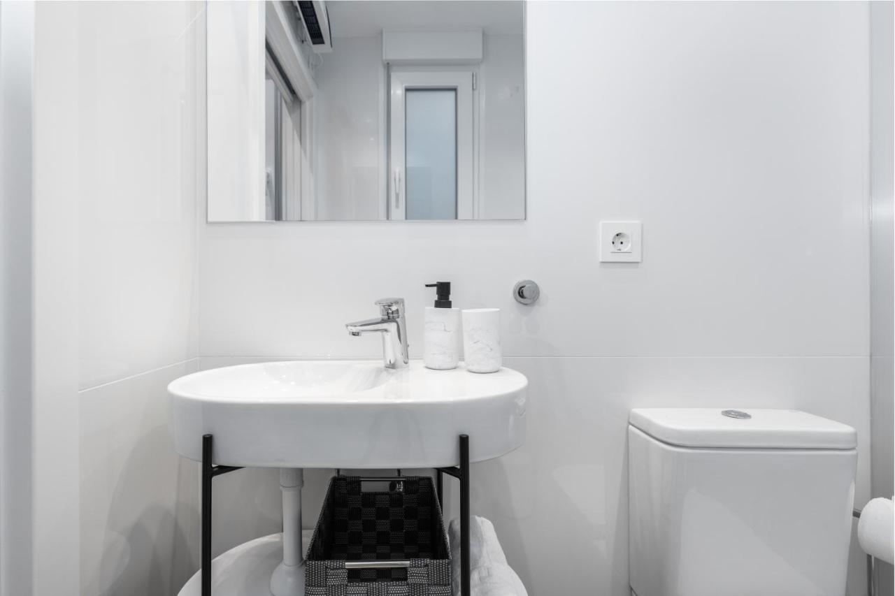 Santa Marina Apartamentuak Zarautz Extérieur photo